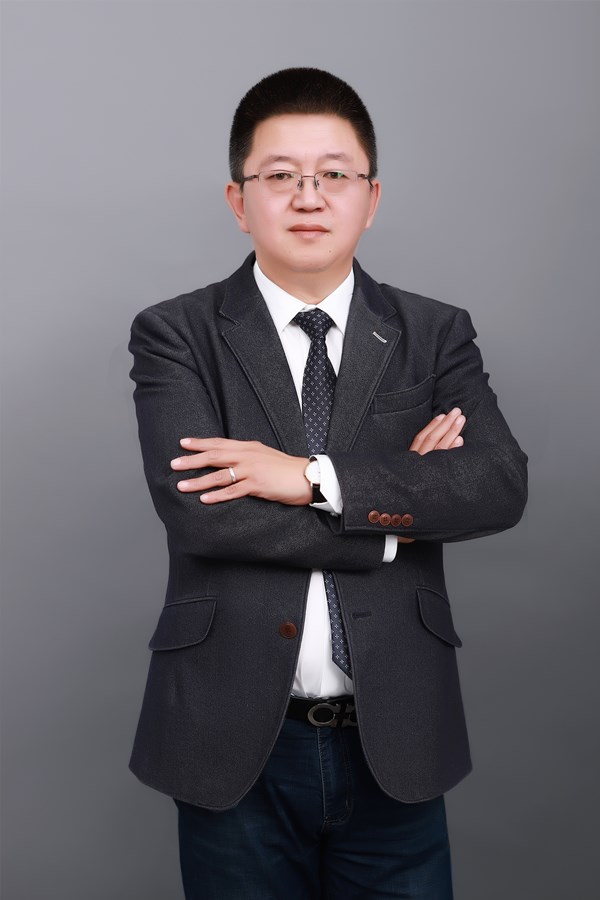执业律师 李宏杰